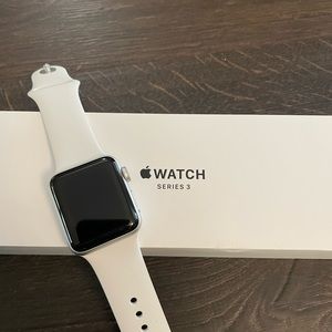 Apple iWatch 3
